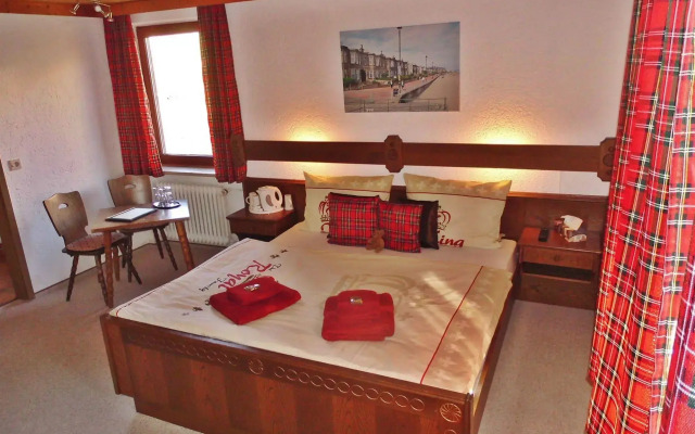 Scottish Highlander Guesthouse