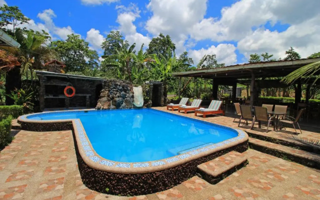 Natura Gardens Galápagos Hotel