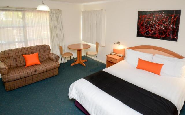 Pegasus Motor Inn and Serviced Apartments