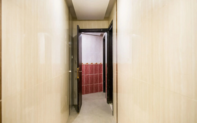 OYO 525 Rose Plaza 1