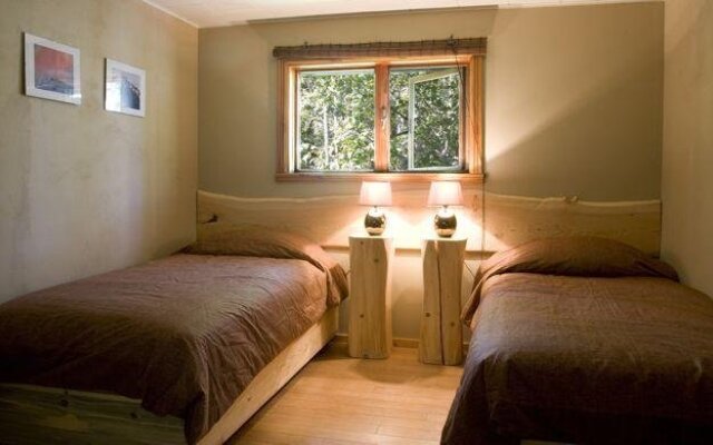 Golden Rockies Lodge