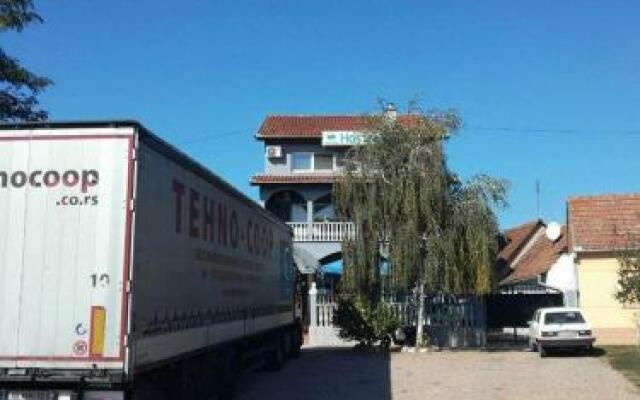 Hostel Kruna
