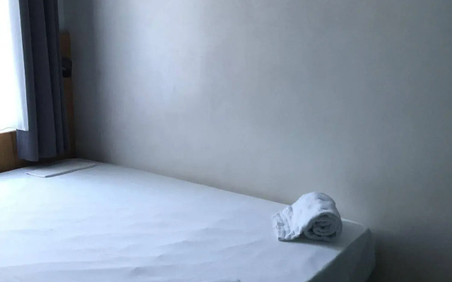 Midi Station Hotel