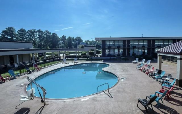 Horizon Inn & Suites