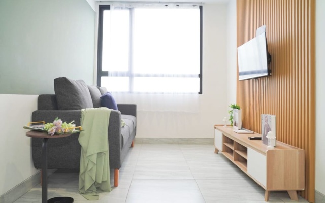 Bright And Relaxing 2Br At Collins Boulevard Apartment — 2-star hotel in Tangerang