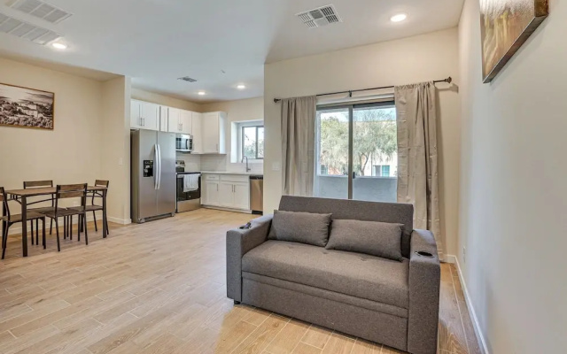 Community Pool & Hiking Trails: Deer Valley Condo