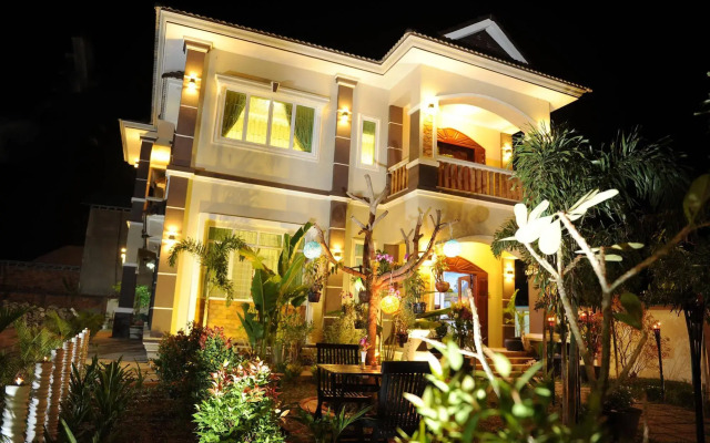 Relax Inn Boutique