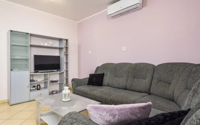 Charming Lovran Apartments With Wonderful Sea View