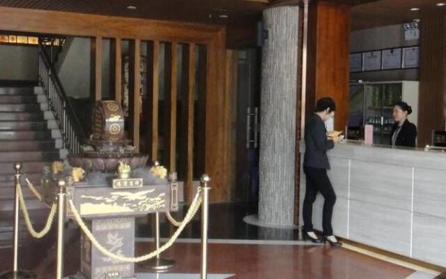 Zhonghui Fashion Hotel Maoming