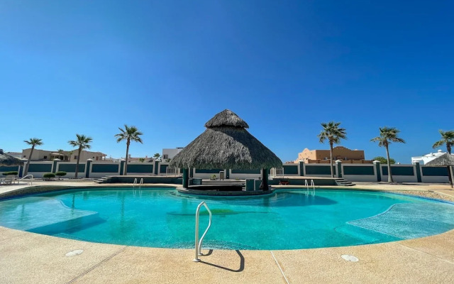 Quiet Cozy Getaway With Stunning Ocean View