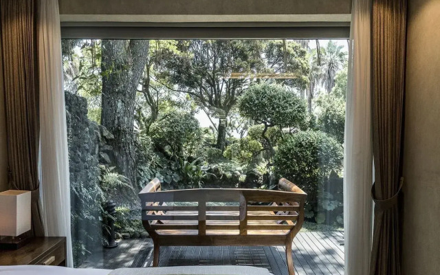 Seaes Hotel & Resort