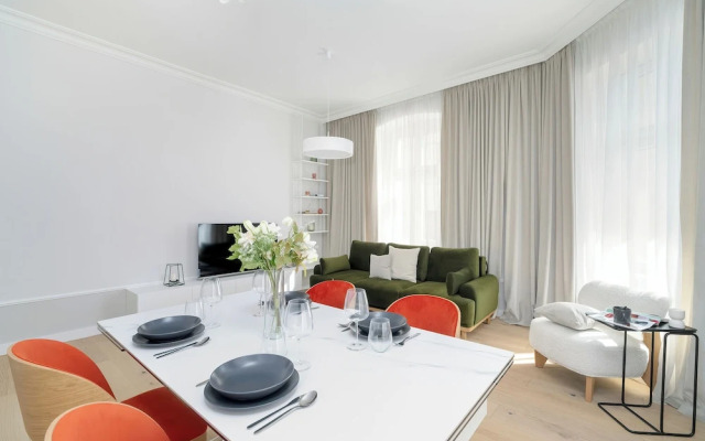 Stylish Apartment Zielona by Renters