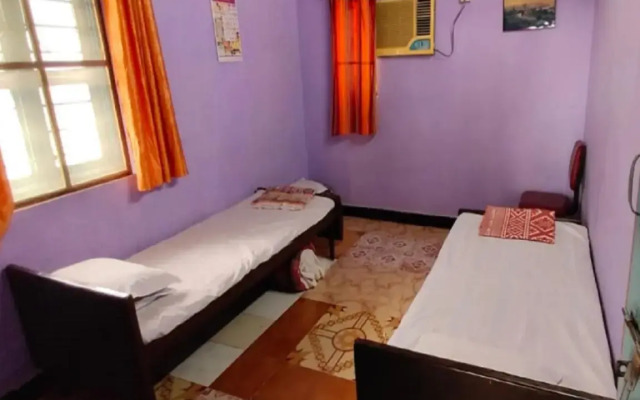 Nutan Vilas Mahadik Paryatan Kendra , Chiplun