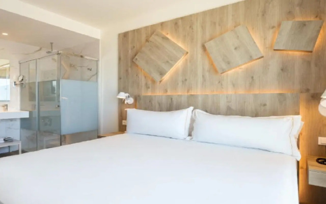 Senator Gandia Hotel