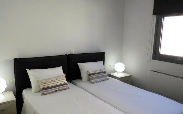 Previllage RED Apartment