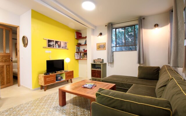 Little Retro House in Kerem HaTeimanim