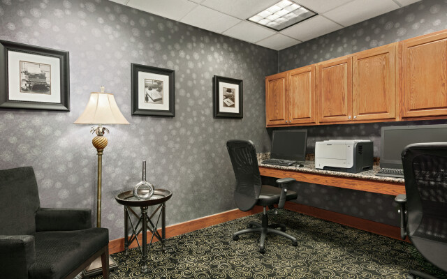 Hampton Inn & Suites Lawton