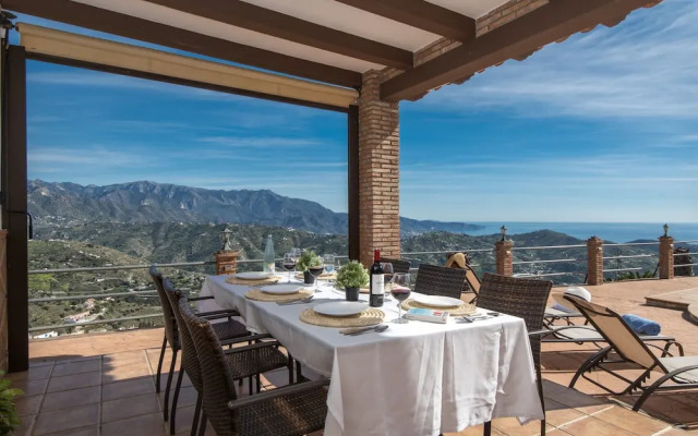 Casa Ascen by At Home Costa del Sol