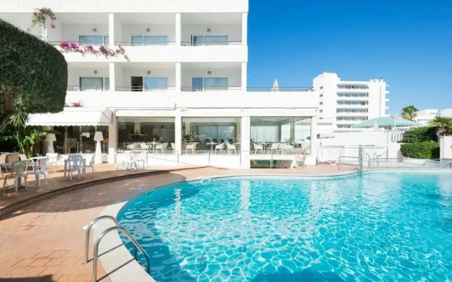 Morito Beach Apartments