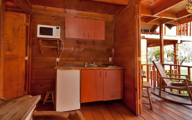 Cabañas y Suites Mansion del Virrey