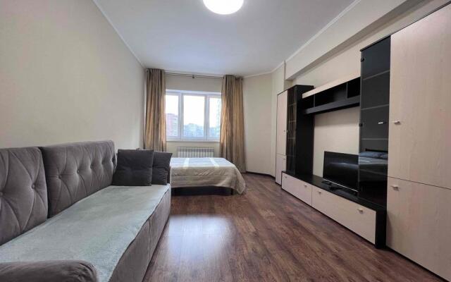 КвартАл на проспекте Маркса 87