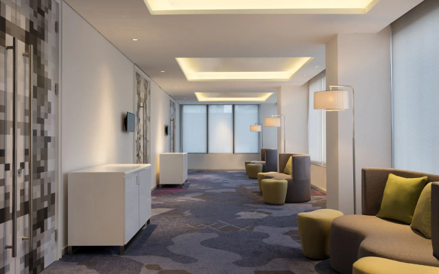 Aloft Jakarta Wahid Hasyim