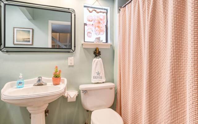 Butler Beach Bungalow