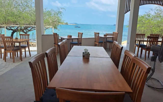 The C Samet Beach Resort
