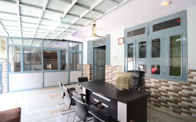 Oyo 28677 Hotel Jeevisha Inn