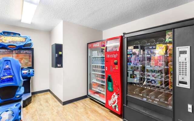 Rodeway Inn Gorham Riverside