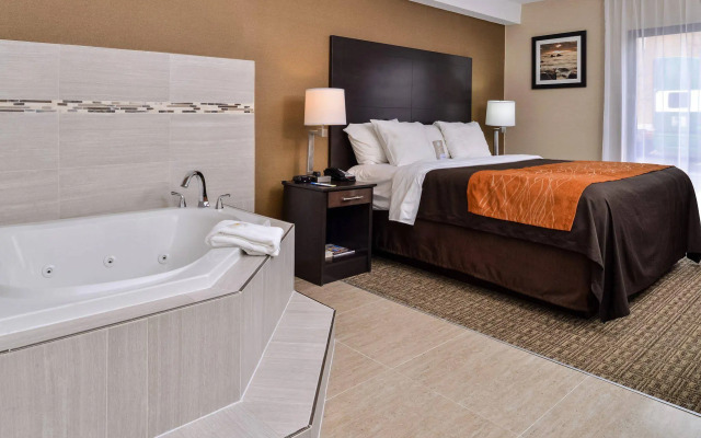 Comfort Inn Brampton