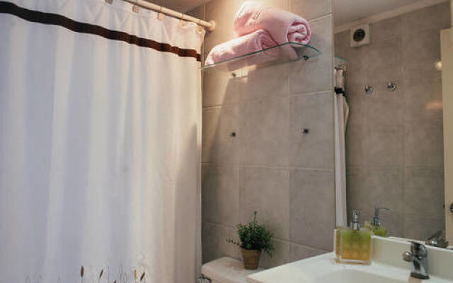 Almond Suites General Jofré