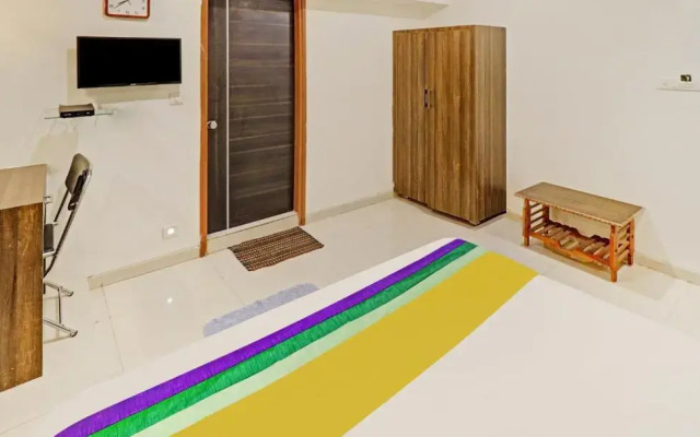 Itsy By Treebo - Radhe Residency