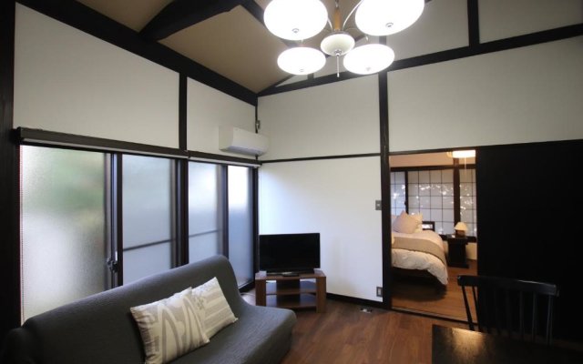 Yamaguchi House Annex, Private House with Onsen