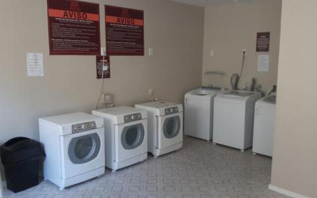 Apto Ingleses à 50mts da praia