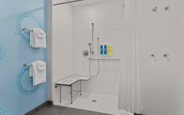 Tru By Hilton Lincoln East