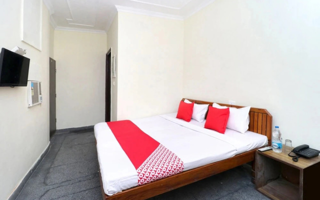 Amrit Guest House By OYO Rooms