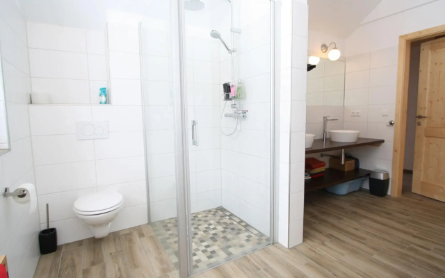 Magnificent Chalet in Hohentauern with bubble bath & Sauna