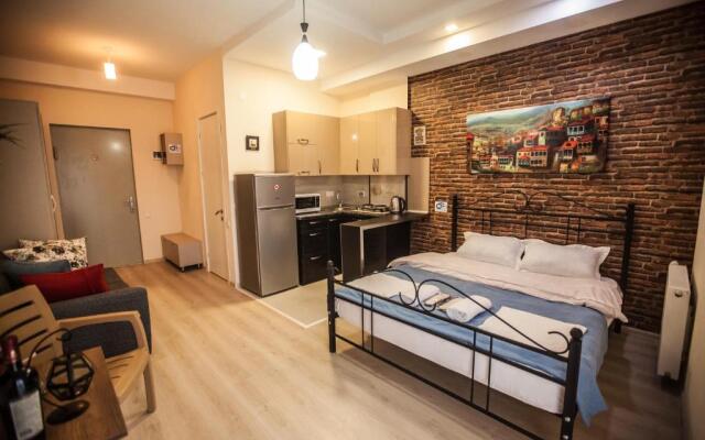 Anri's Apartments Studio