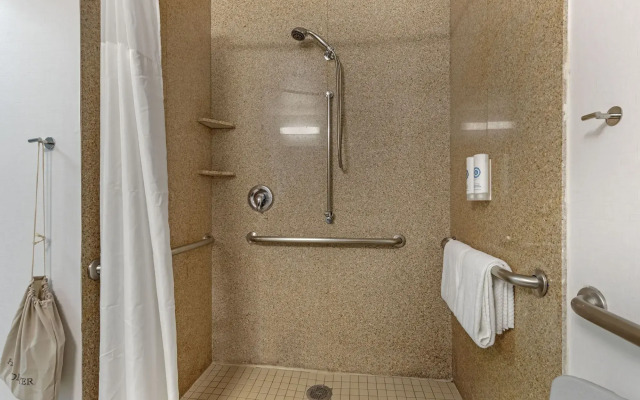 Comfort Inn Plano-Dallas