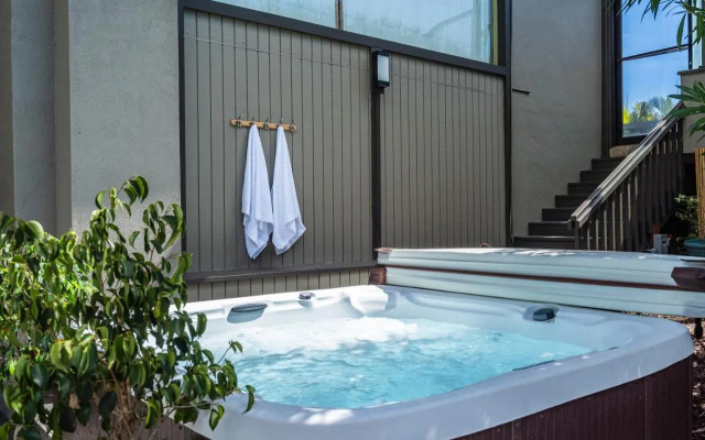 Noahs Hideaway Luxury B&B