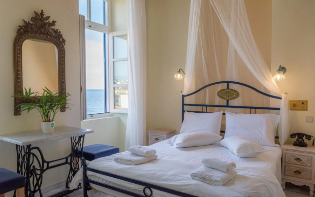 Pandora Suites