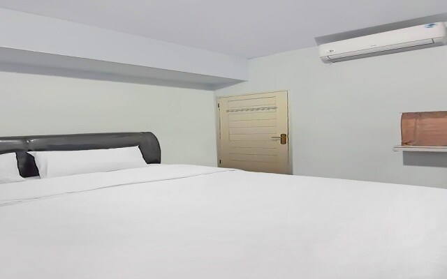 SPOT ON 92236 Kediri Family Homestay