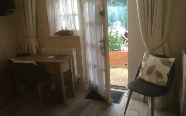 Otters' Green Bed and Breakfast