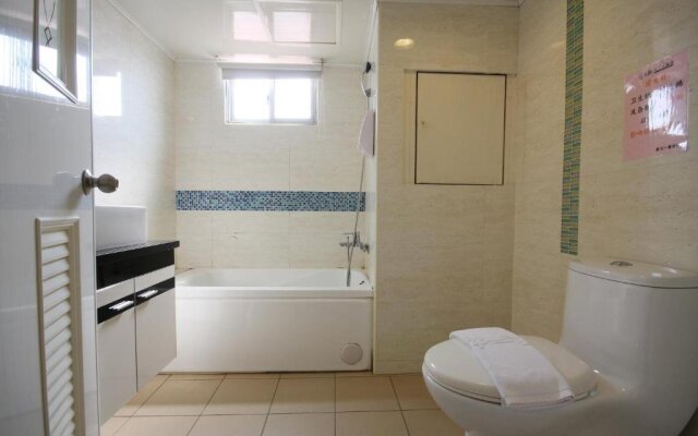 Sky 1 Hotel