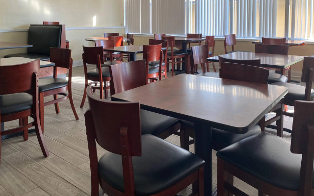 Quality Inn Elizabeth City near University