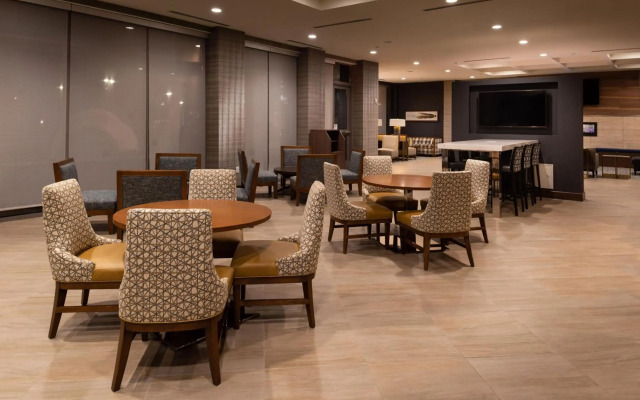 Courtyard by Marriott Charlotte Northlake