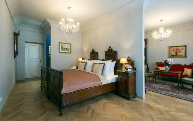 Boutique Hotel Constans