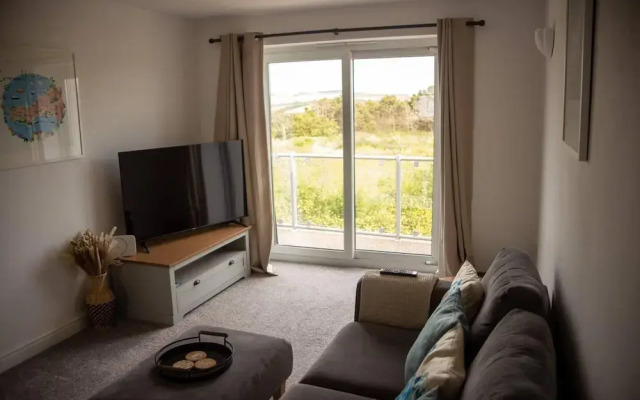 Spacious 3-bed House in Porth Beach, Newquay
