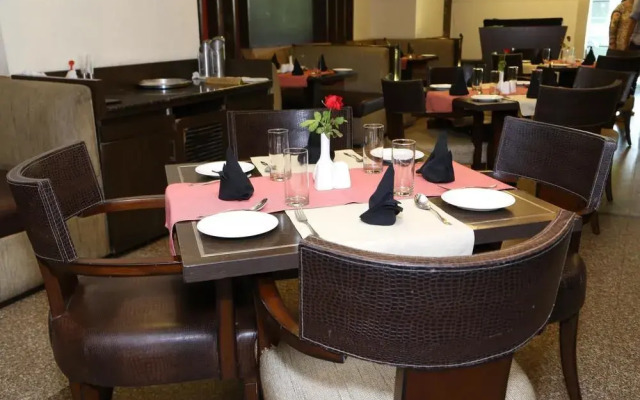 Hotel Parbhat Inn